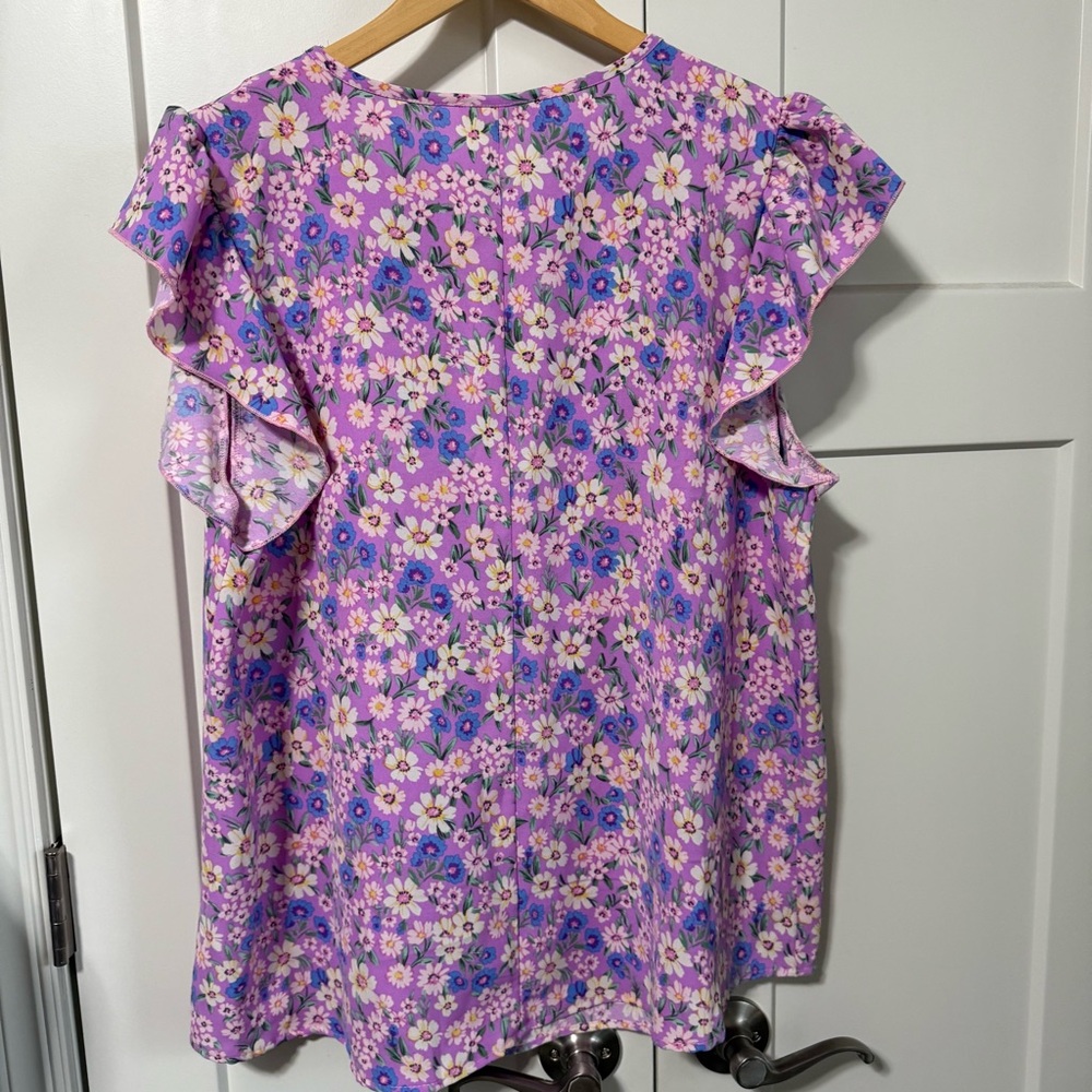 Haptics by Holly Hunter orchard Floral Ruffle Sleeve Top - Purple size large - Picture 7 of 7